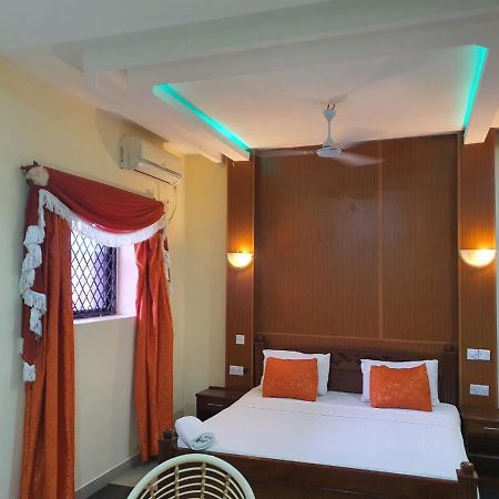 Regency Park Hotel Mombasa Exterior foto