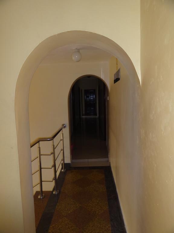 Regency Park Hotel Mombasa Exterior foto