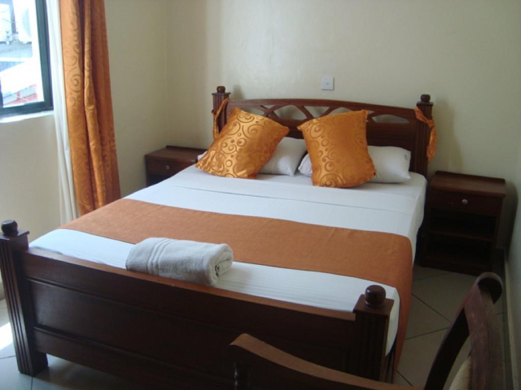 Regency Park Hotel Mombasa Habitación foto